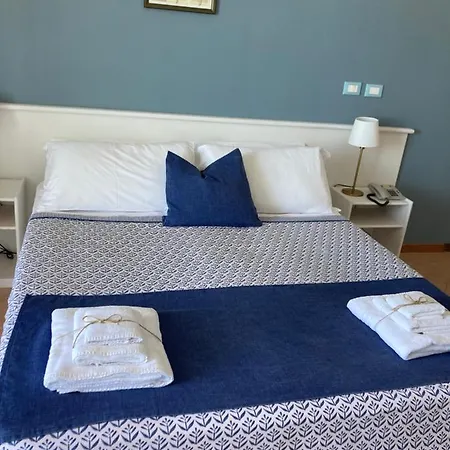 Ξενοδοχείο Gatto Bianco Casalabate 3*